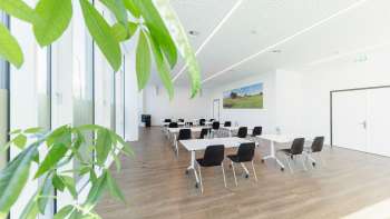 Aula luminosa presso l'Hotel Kommod