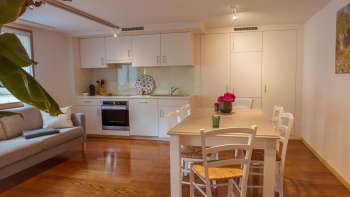 Cucina e soggiorno appartamento per vacanze Mittagsspitze