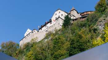Vista dallo Städtle sul castello di Vaduz