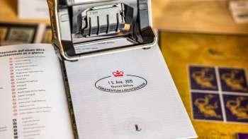 Francobollo ricordo, disponibile presso il Liechtenstein Center