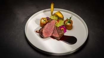 Piatti deliziosi in un'atmosfera moderna e accogliente nel Alpin Royal Restaurant