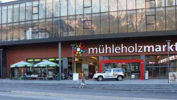 Vista esterna della metropolitana nel Mühleholzmarkt di Vaduz Vista esterna della metropolitana nel Mühleholzmarkt di Vaduz