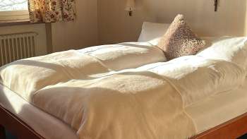 Camera da letto con letto matrimoniale